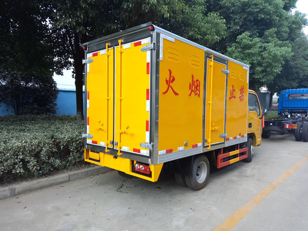 躍進3.3米柴油（藍牌）氣體廂式車