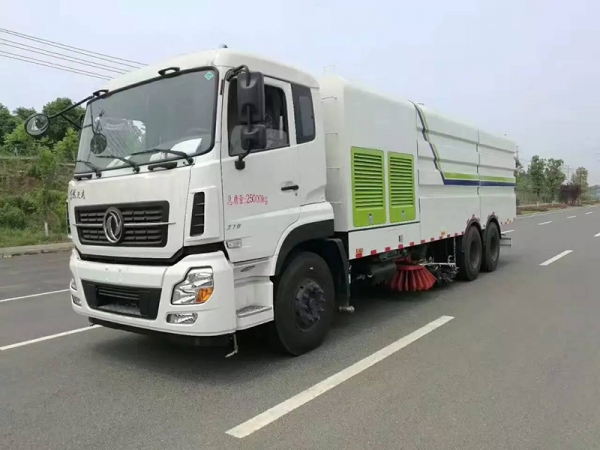 東風(fēng)天龍12水/10塵洗掃車