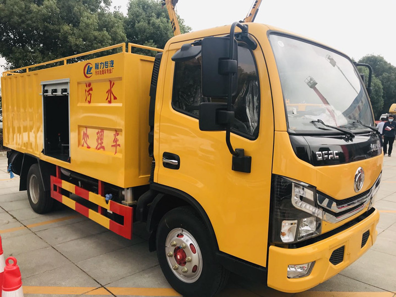 東風小多利卡6方污水處理車，凈化車